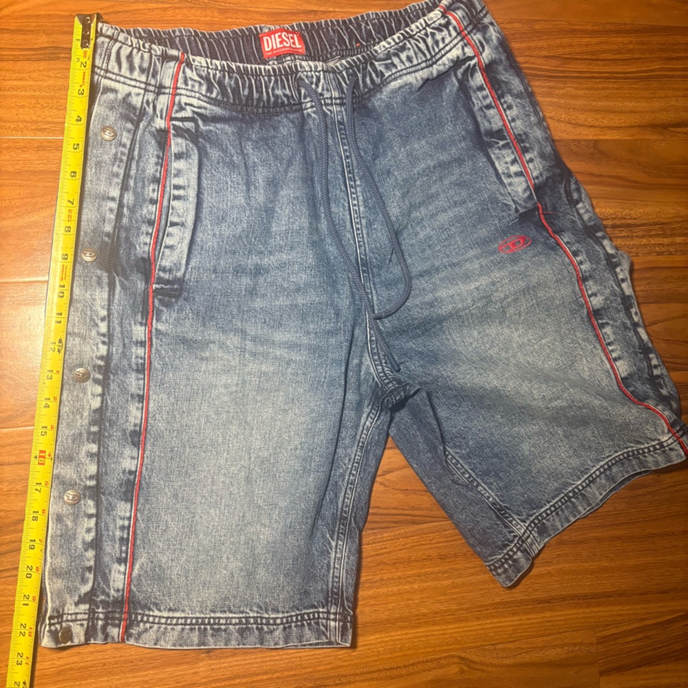 Diesel D-Axfor Snap Side Denim Shorts Size M (30–34) Logo Y2K Streetwear Baggy - Picture 10 of 12